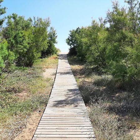 Adosadito Playa Oliva Buitenkant foto